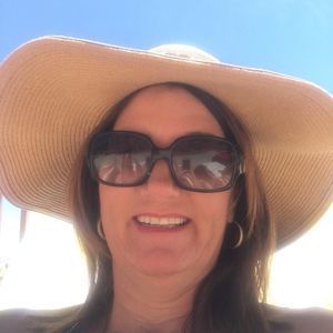 Meet your Posher, Hope